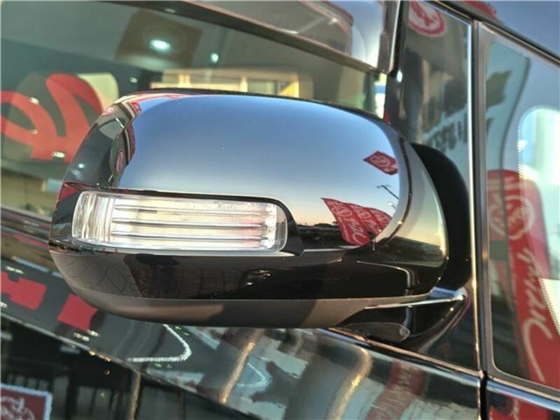 VELLFIRE-10