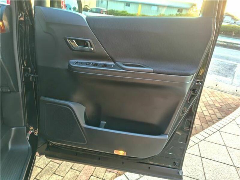 VELLFIRE-16