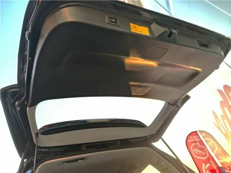 VELLFIRE-31