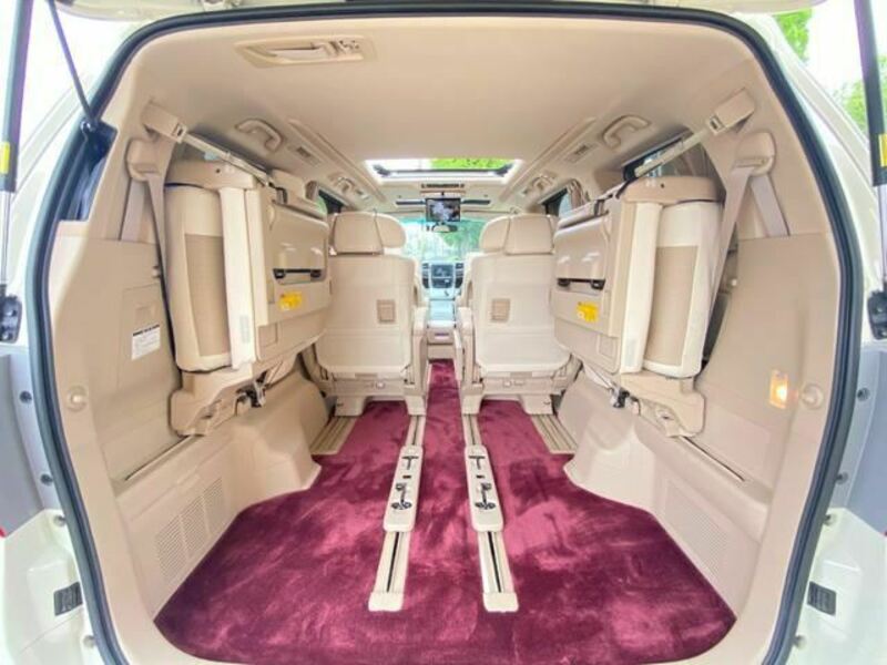 ALPHARD-16