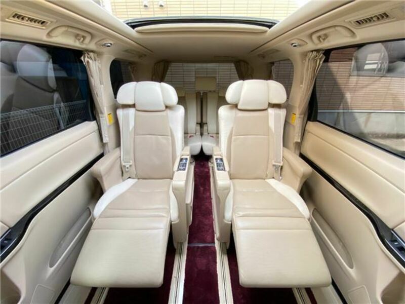 ALPHARD-21