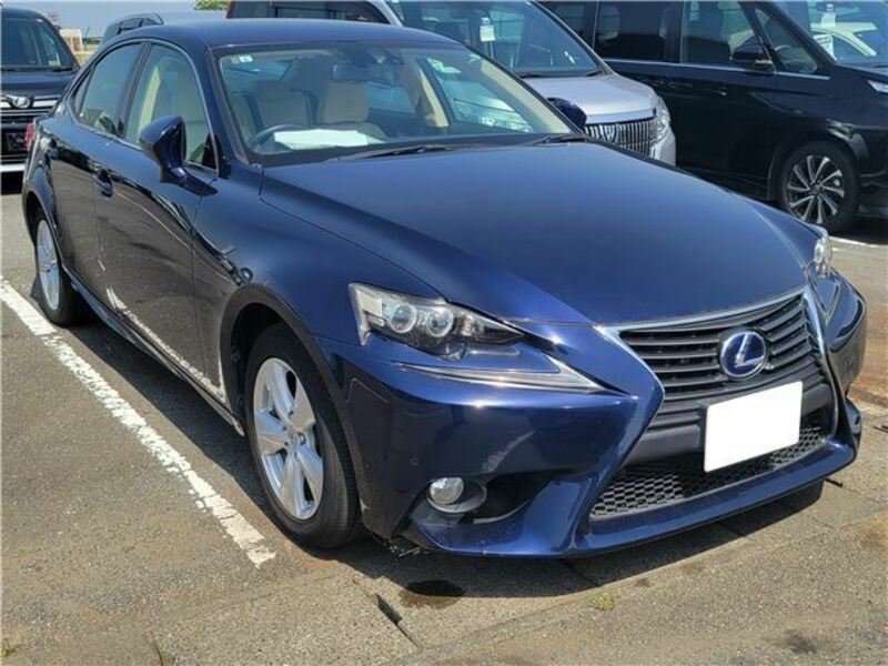 LEXUS IS