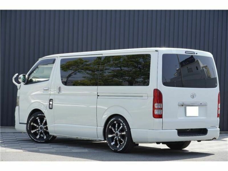 HIACE VAN-1