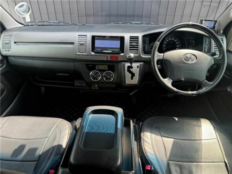 HIACE VAN-2