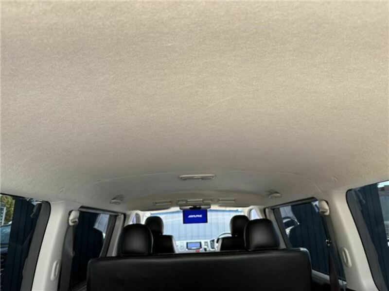 HIACE VAN-8