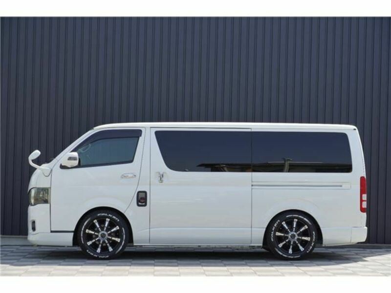 HIACE VAN-37