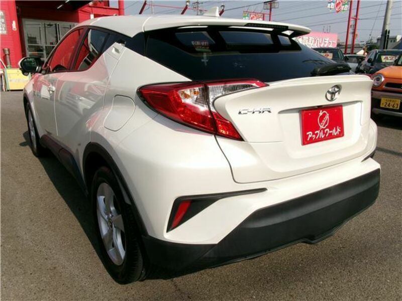 C-HR-7