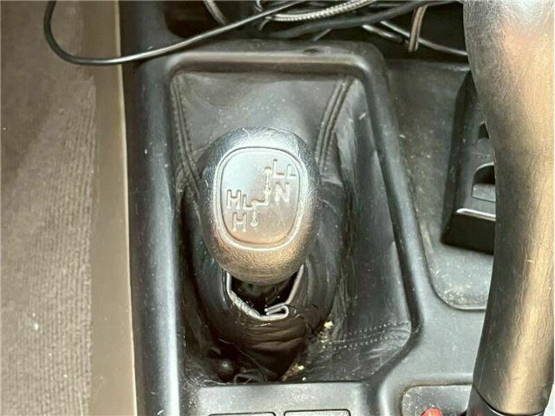 LAND CRUISER PRADO-9