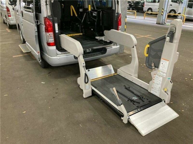 HIACE