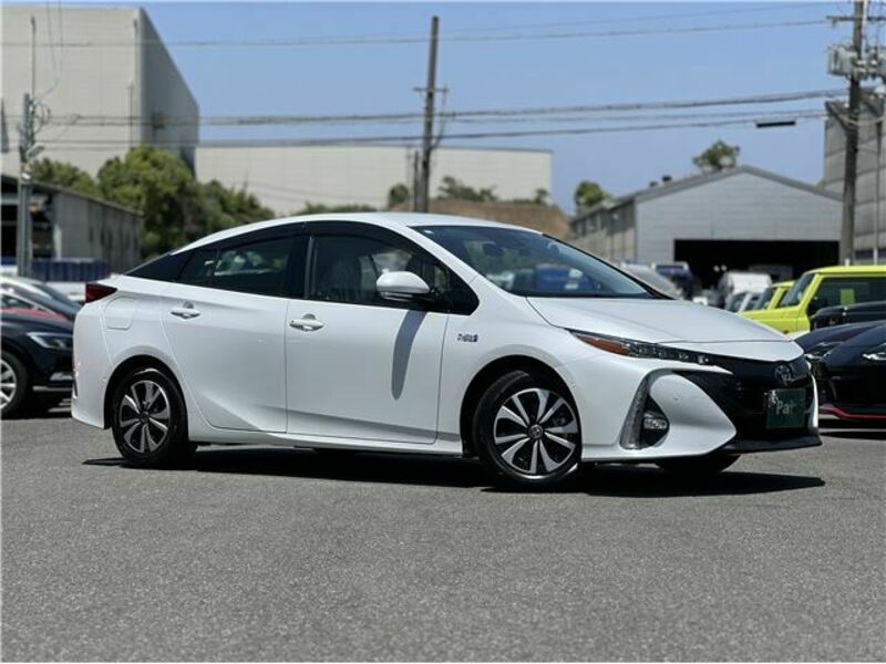 PRIUS PHV