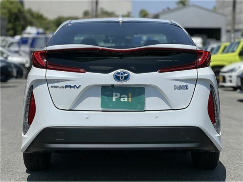 PRIUS PHV