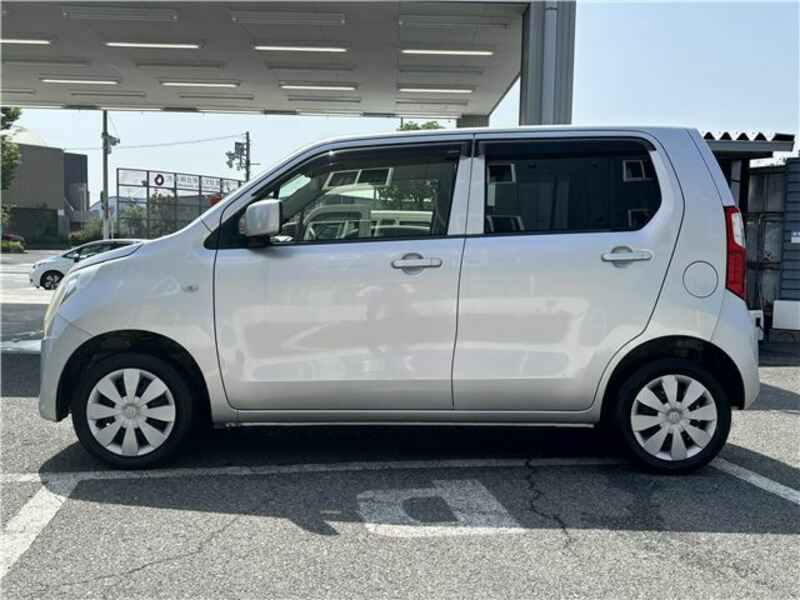 WAGON R-9