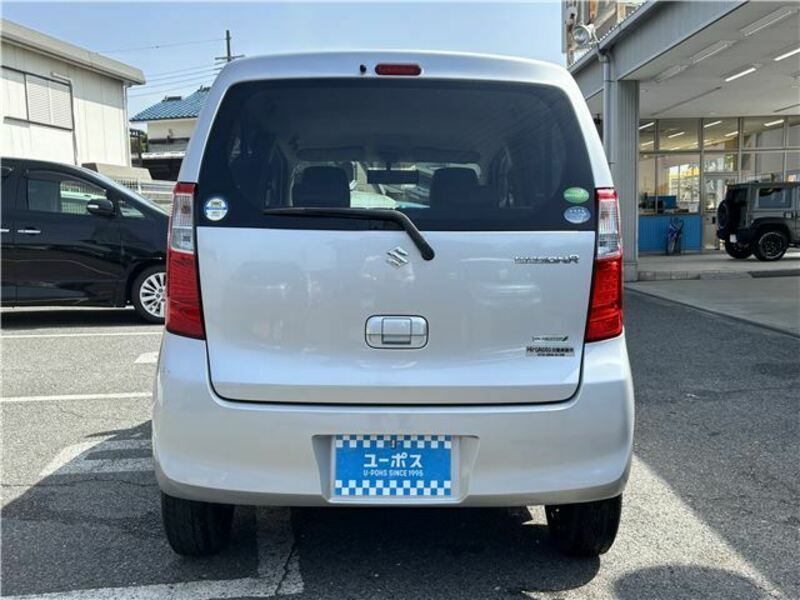 WAGON R-10