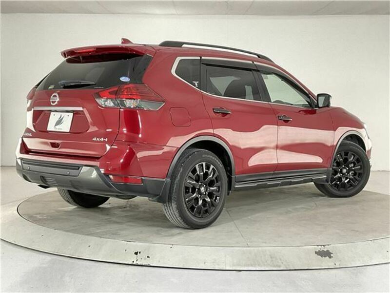 X-TRAIL-1
