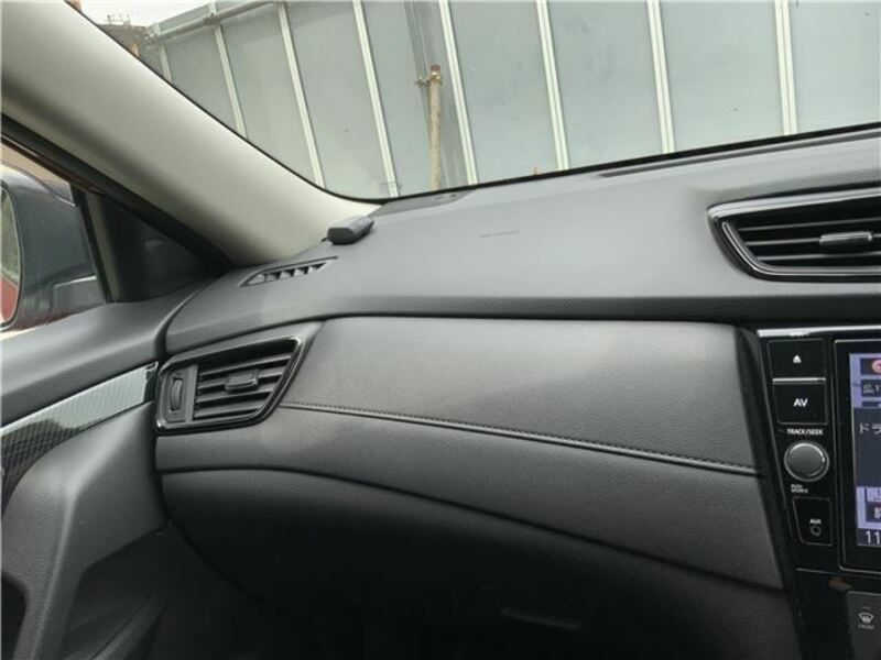 X-TRAIL-36