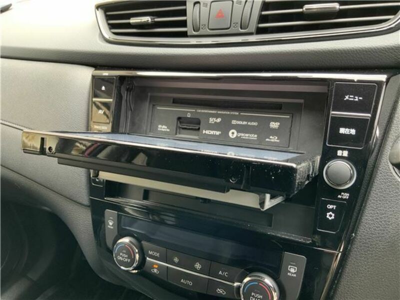 X-TRAIL-42
