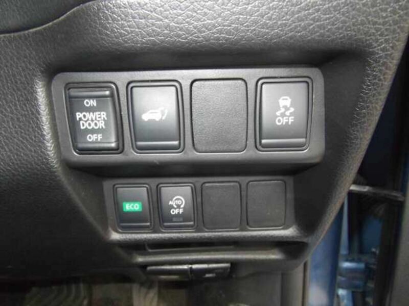 X-TRAIL-4