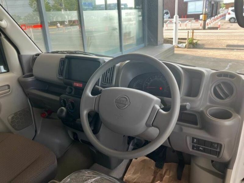 CLIPPER VAN
