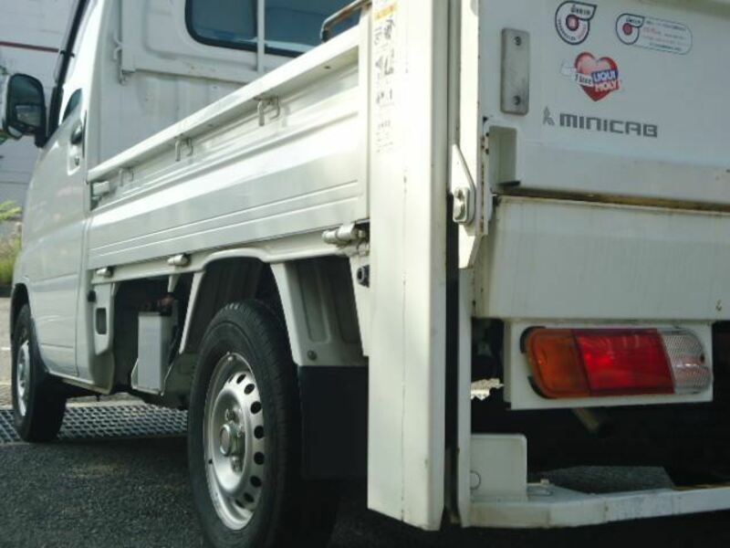 MINICAB TRUCK-19
