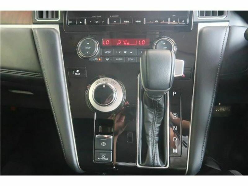 DELICA D5