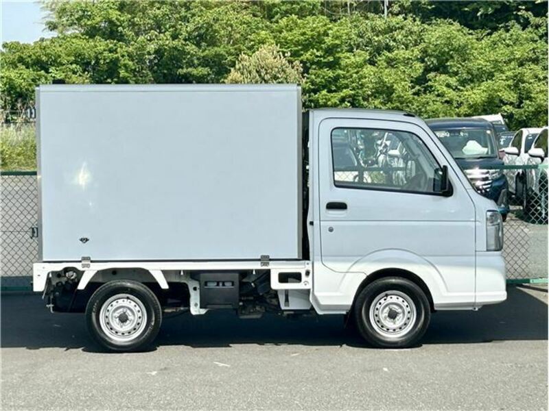 CARRY TRUCK