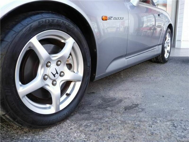 S2000