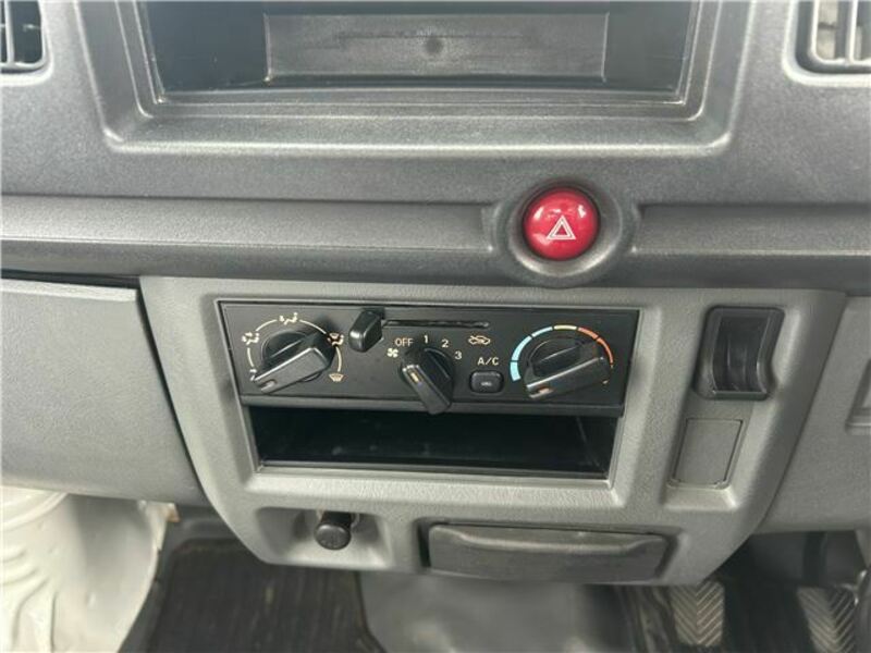 MINICAB TRUCK-21