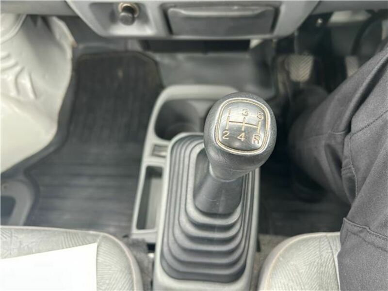 MINICAB TRUCK-22