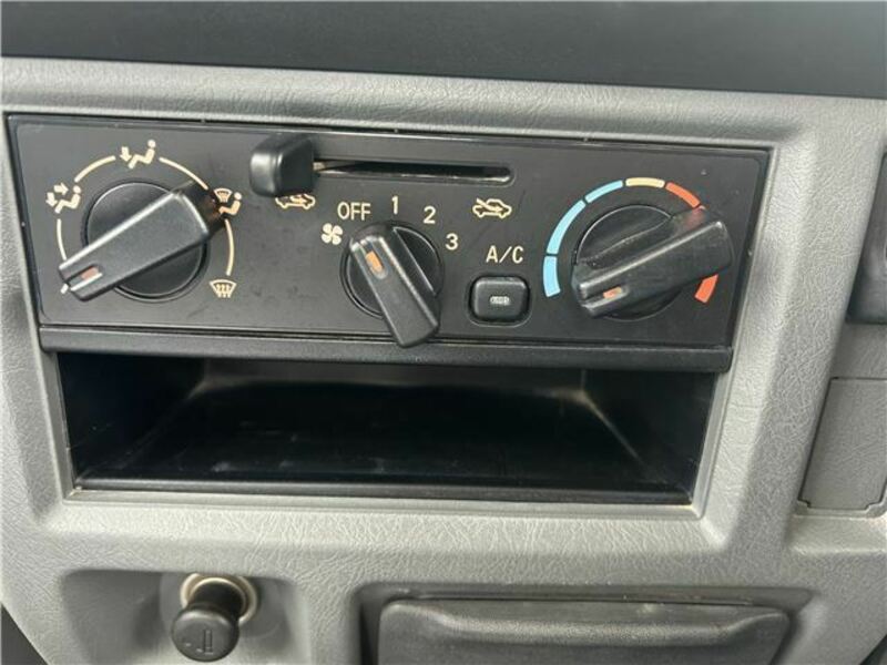 MINICAB TRUCK-24