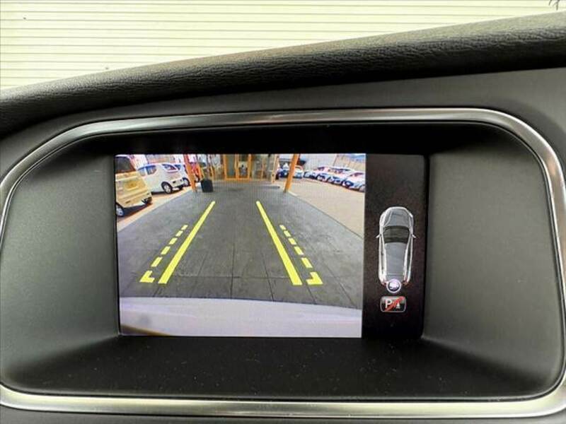 V40