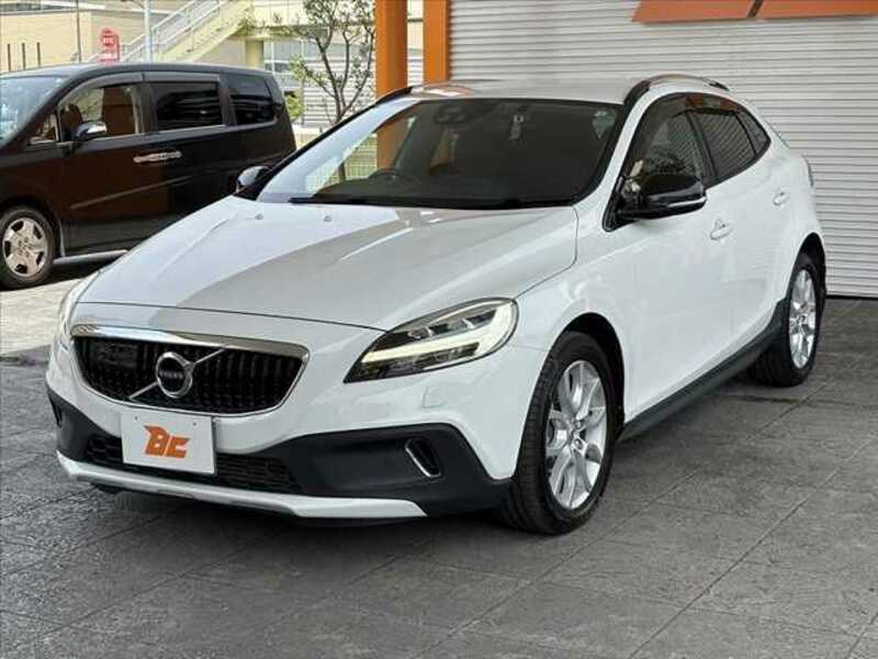 V40