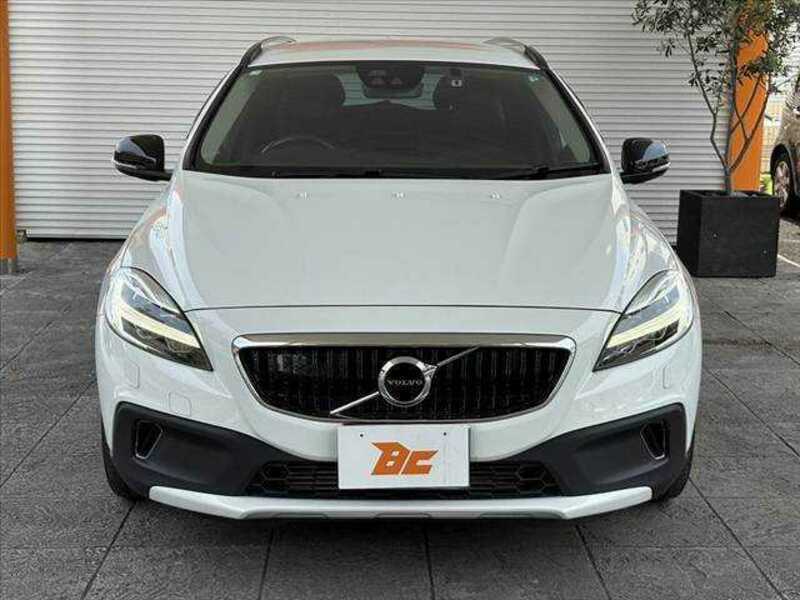 V40