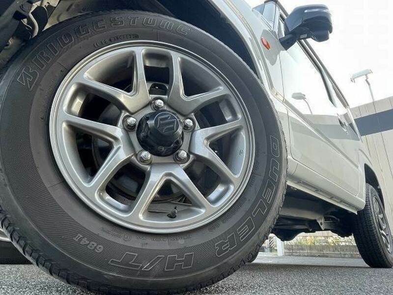 JIMNY-18