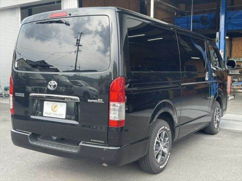 HIACE VAN