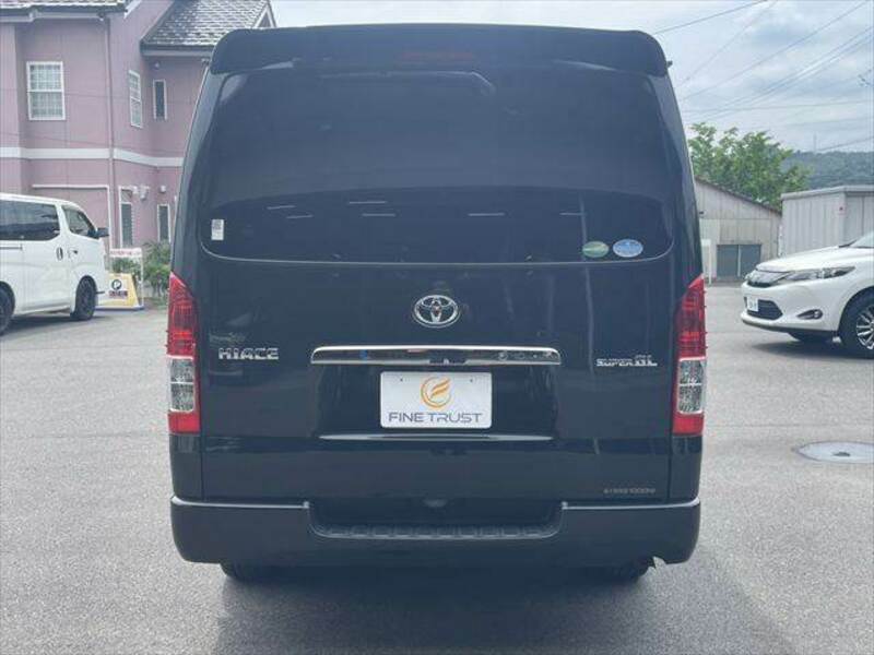 HIACE VAN