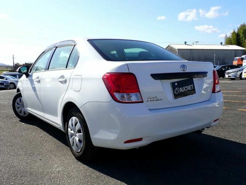 COROLLA AXIO