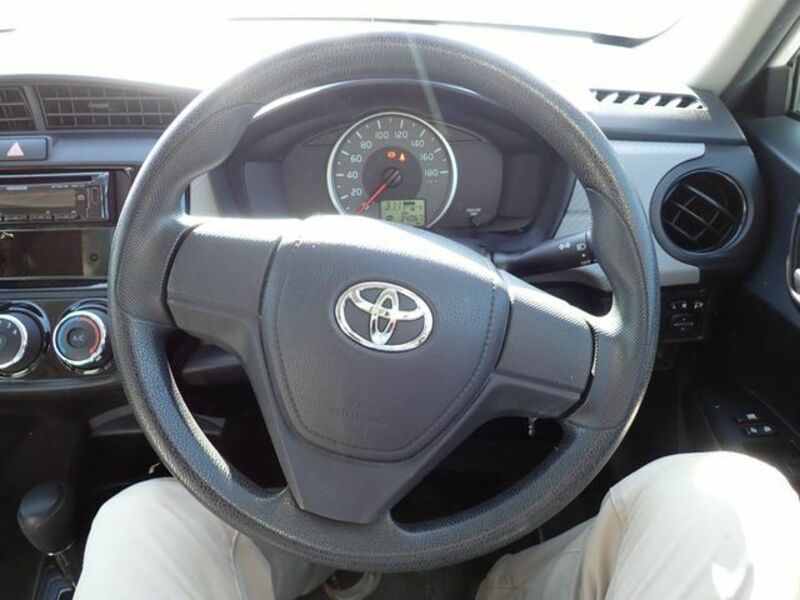 COROLLA AXIO