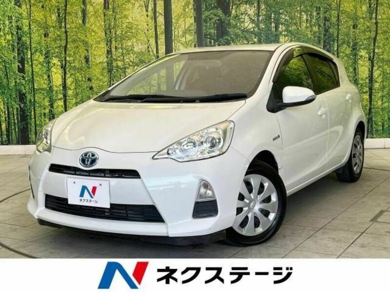 TOYOTA　AQUA
