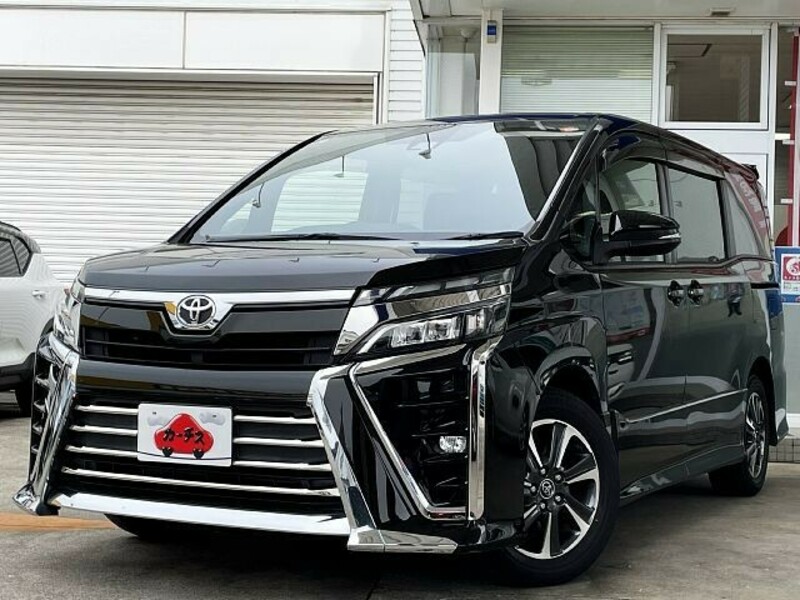 TOYOTA　VOXY