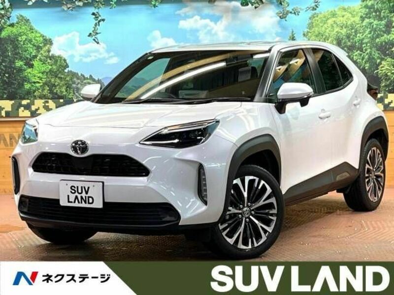 YARIS CROSS