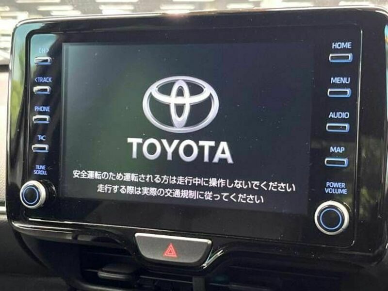 YARIS CROSS-2