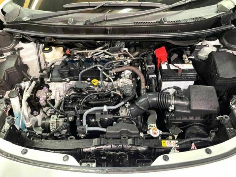 YARIS CROSS-18