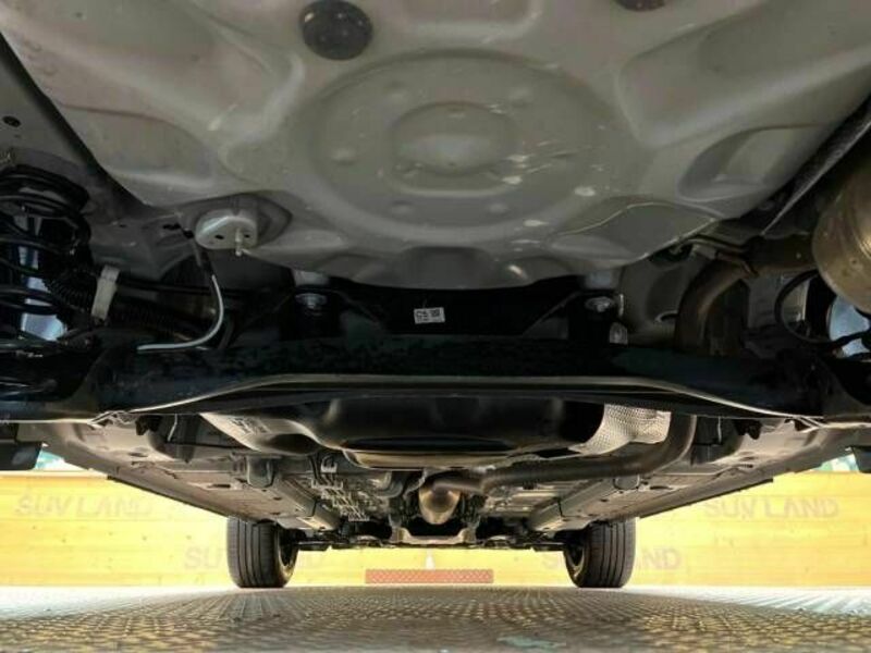 YARIS CROSS-19