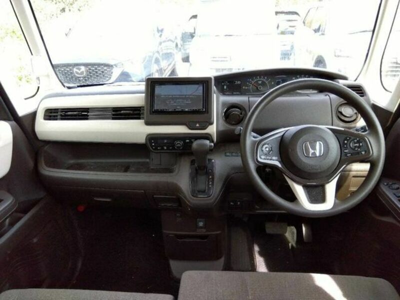 N BOX