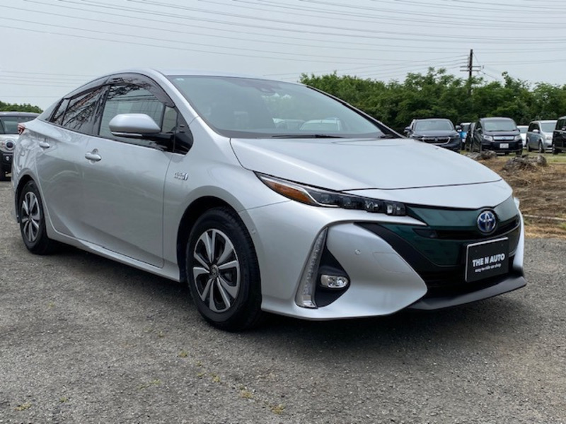 PRIUS PHV