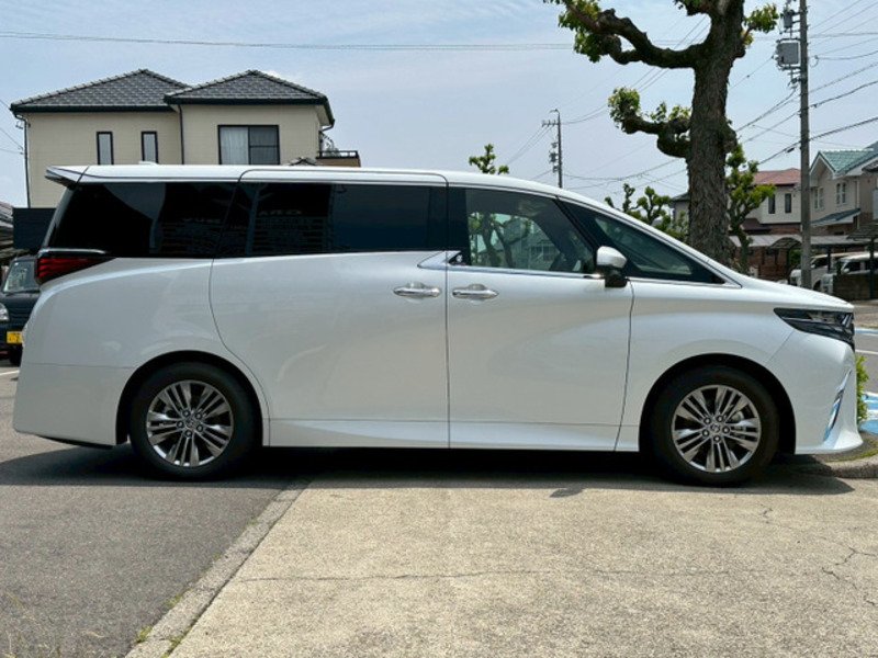ALPHARD-12
