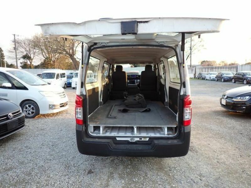 NV350 CARAVAN