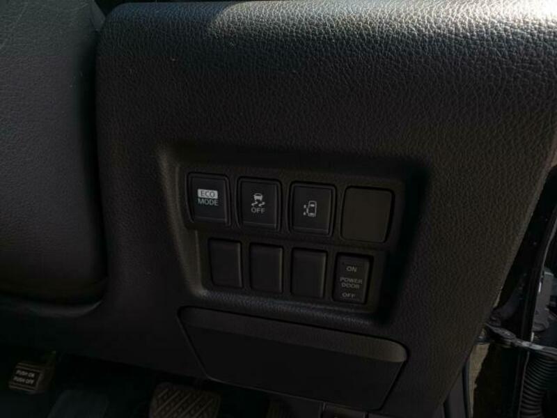 ELGRAND-18