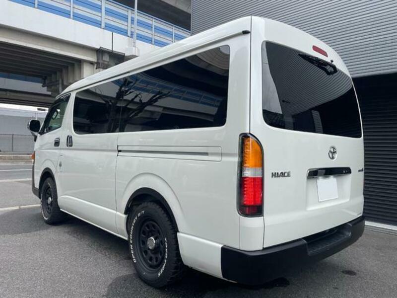 HIACE VAN