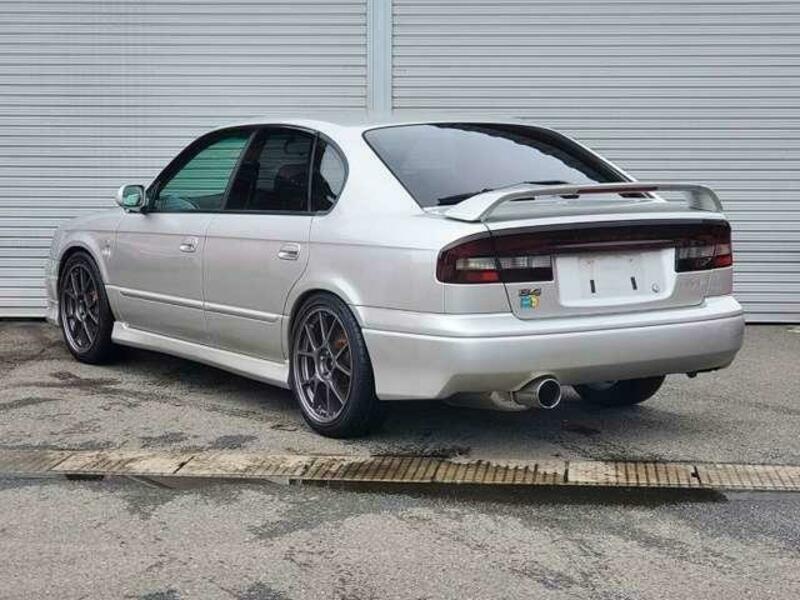 LEGACY B4